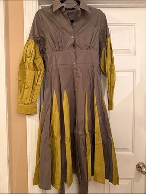 PMP Two-Tone Button-Front A-Line Dress in Olive and Avocado- Small